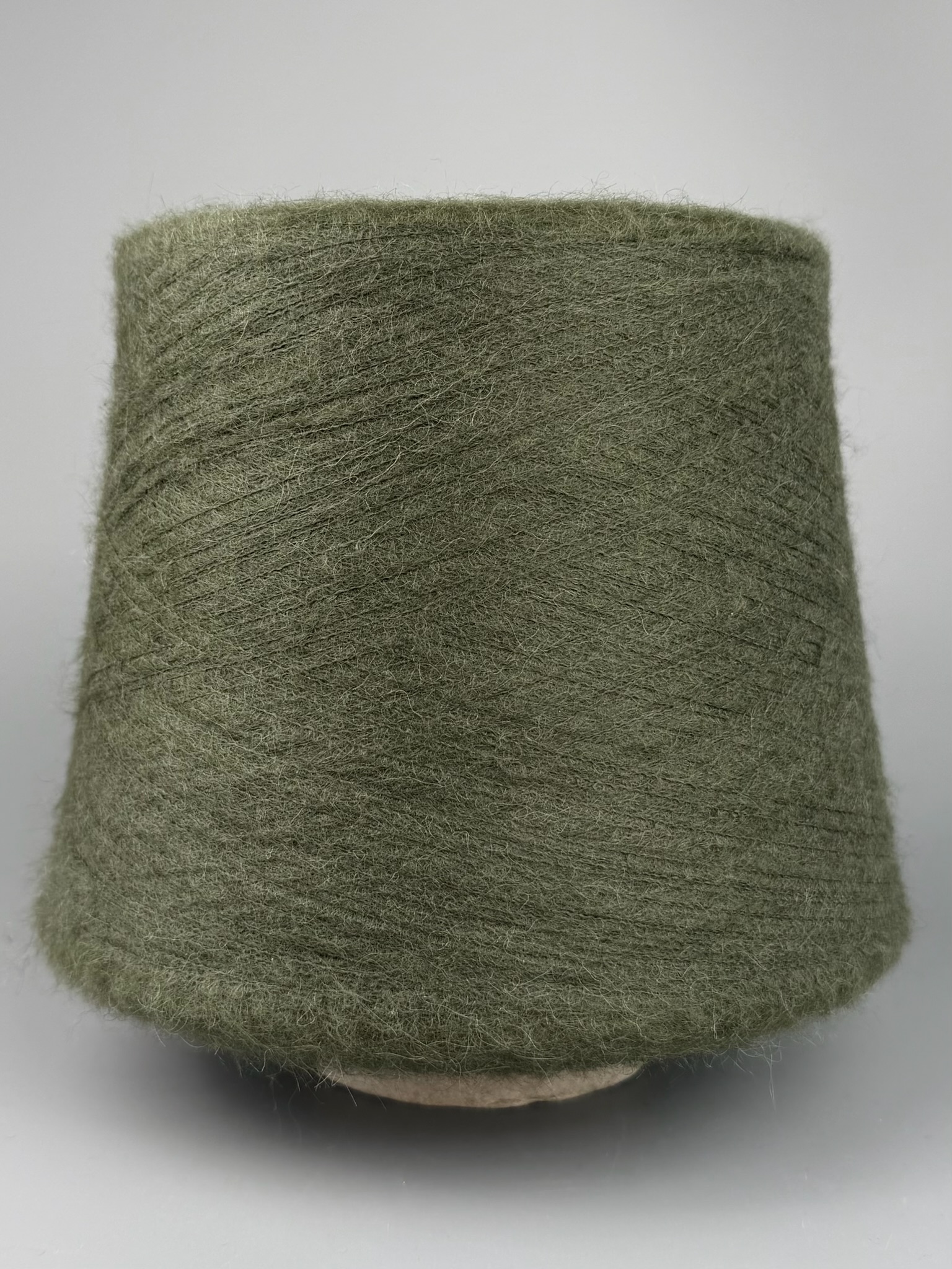Pecci Filat Art. Soriano – Garn aus Babyalpaka und Merino col. Verde militare foto 2